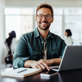 Desenvolvimento e Crescimento Desenvolvimento e Crescimento